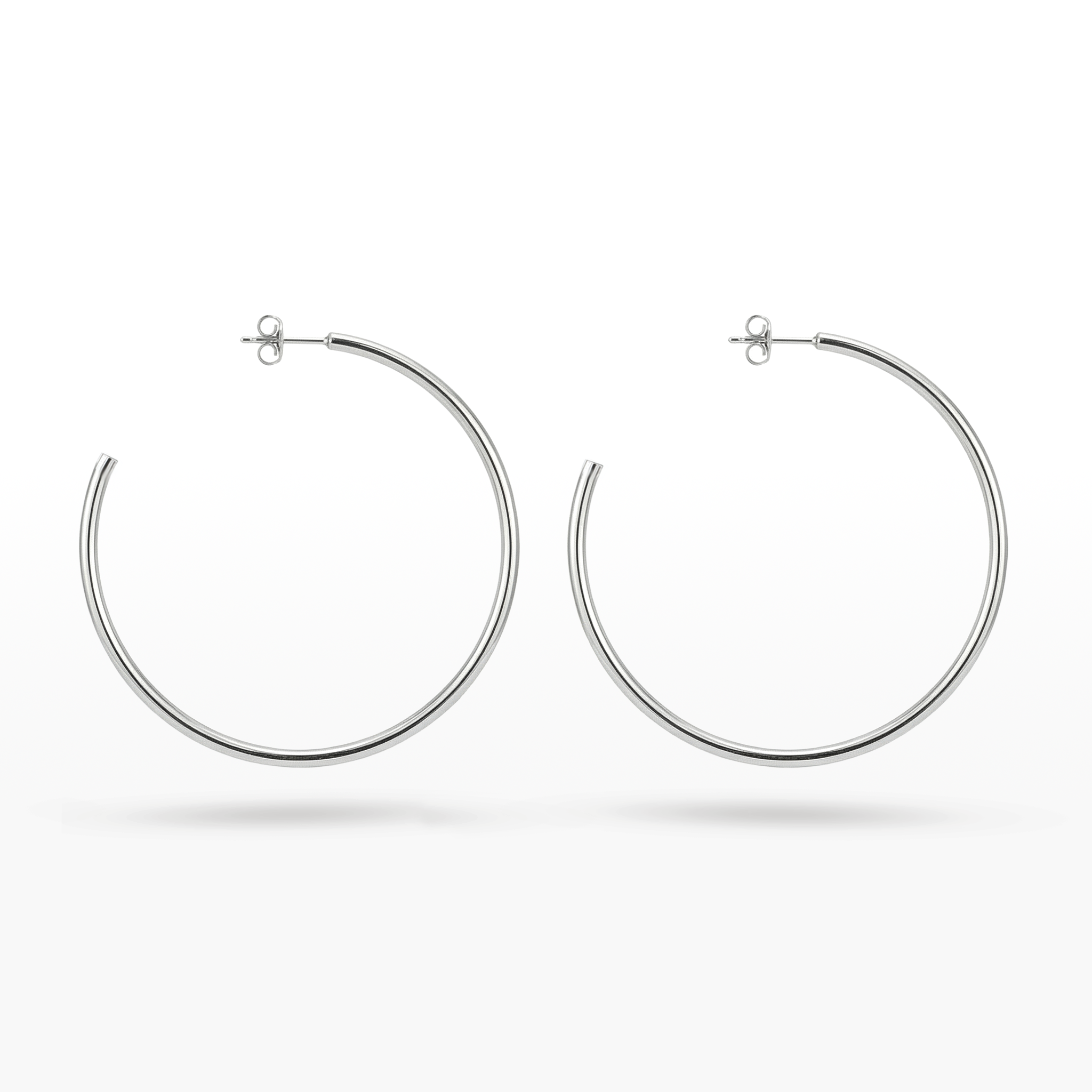BRINCO ARGOLA OVAL EM AÇO POLIDO