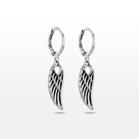 BRINCO DARK ANGEL WING ARGOLA COM PENDENTE DE ASA LIMITED EDITION