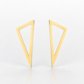 BRINCO EM AÇO COM BANHO DE OURO GEOMETRIC DESIGN TRIANGULAR