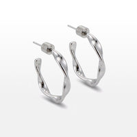 BRINCO GEOMETRIC ARGOLA ORGÂNICA FECHO REDONDO