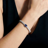 PULSEIRA GLOW RIVIERA ZIRCÔNIA BRANCA 5MM E UMA AZUL 7MM GARRA QUADRADA FECHO DOBRÁVEL COM EXTENSOR