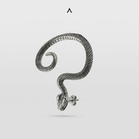 BRINCO DARK EAR CUFF UNITÁRIO SERPENTE AÇO COM DETALHE BLACK